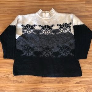 Thick wool sweater white gray and black sz XL